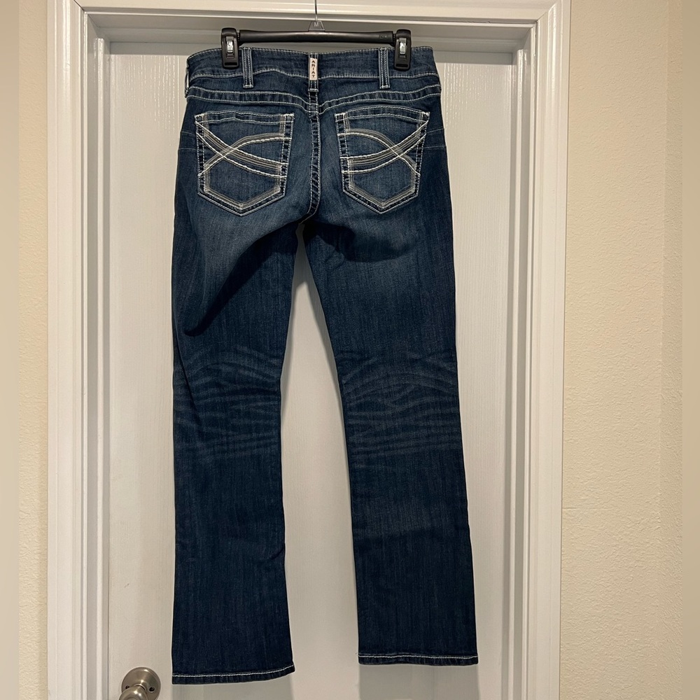 Women’s Western Jeans - Picture 3 of 5